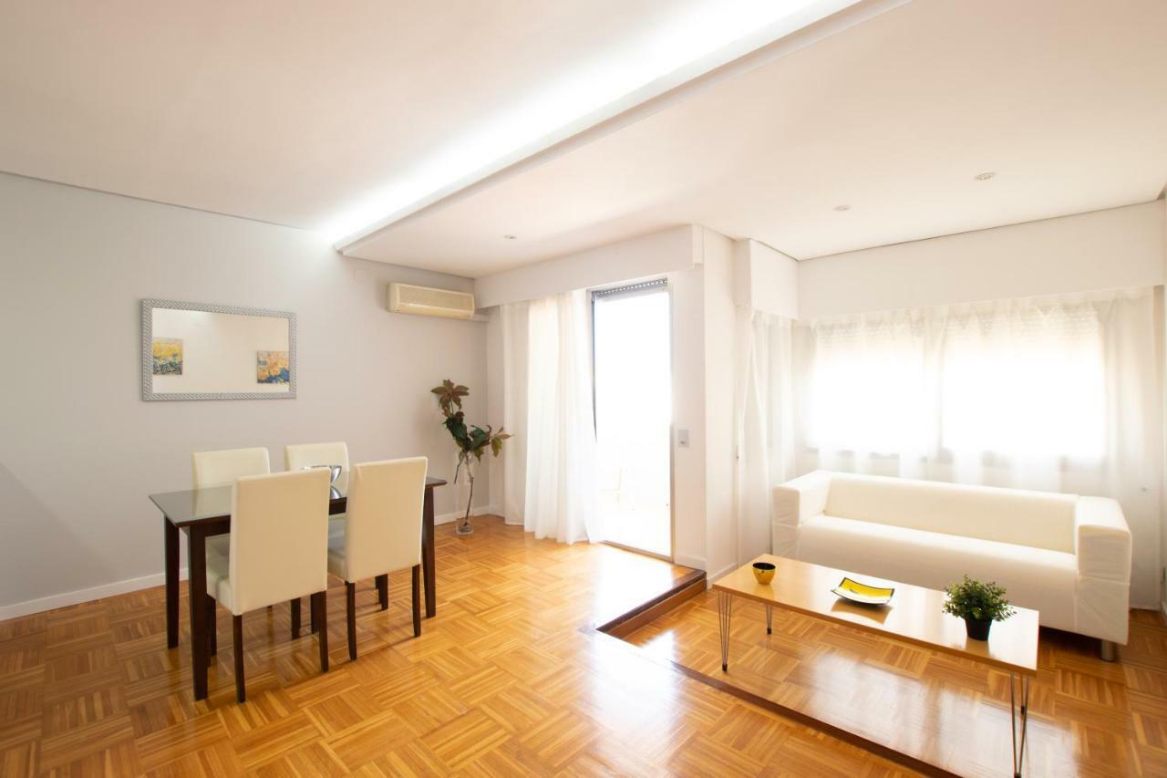 Light And Bright Apartment In Central 발렌시아 외부 사진
