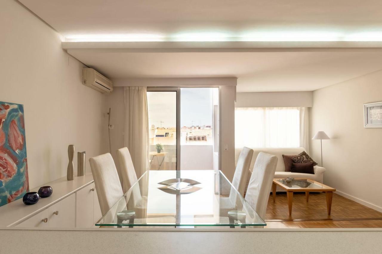 Light And Bright Apartment In Central 발렌시아 외부 사진